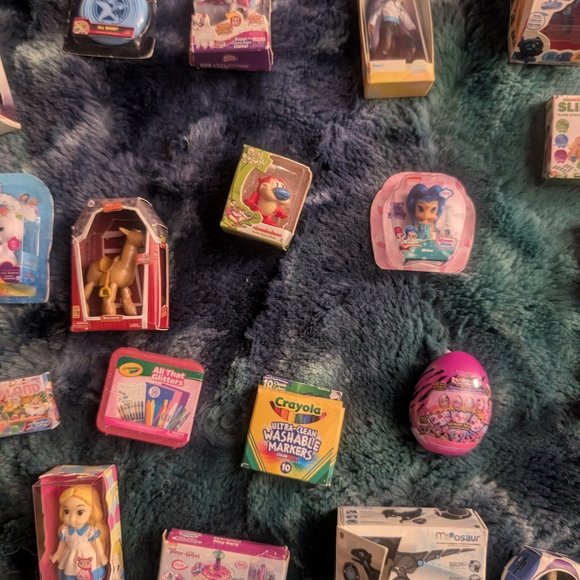 Assorted Mini Brands Collection - Picture 7 of 8